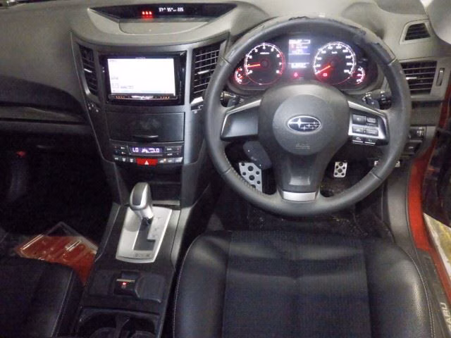 SUBARU LEGACY
