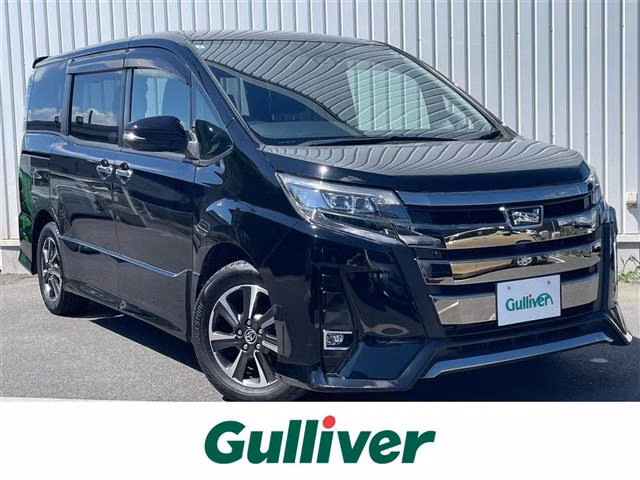 TOYOTA NOAH