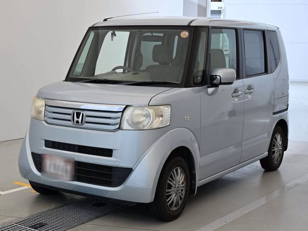 HONDA N-BOX