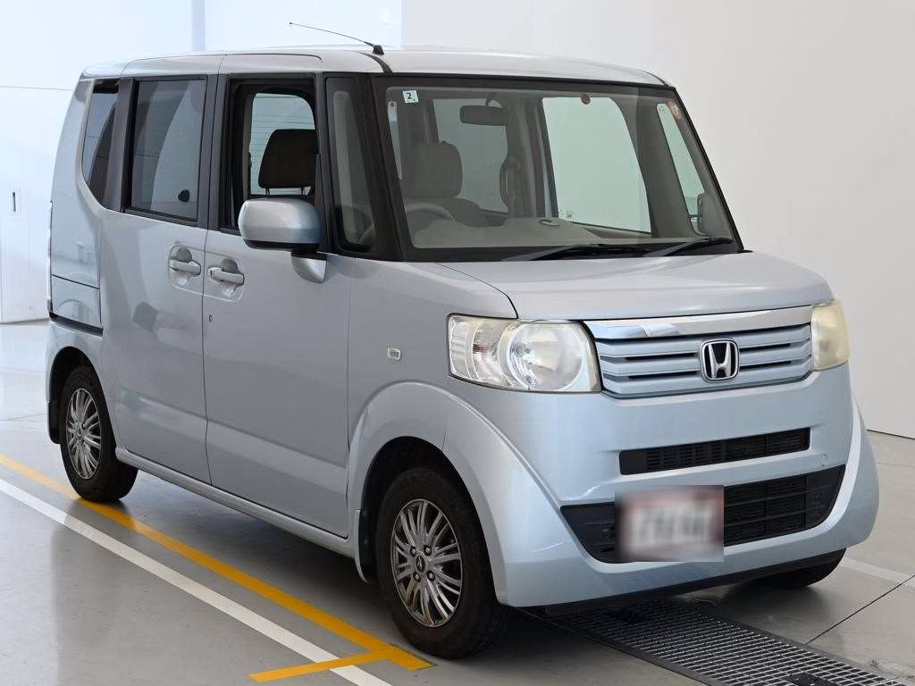 HONDA N-BOX