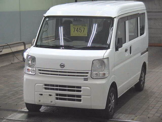 NISSAN NV100 CLIPPER
