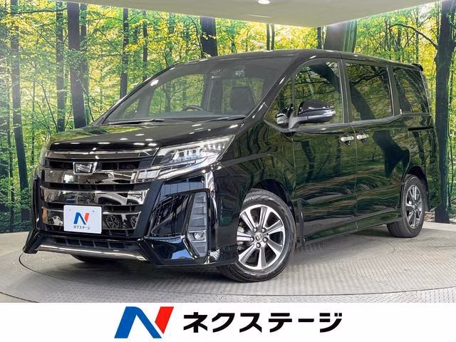 TOYOTA NOAH