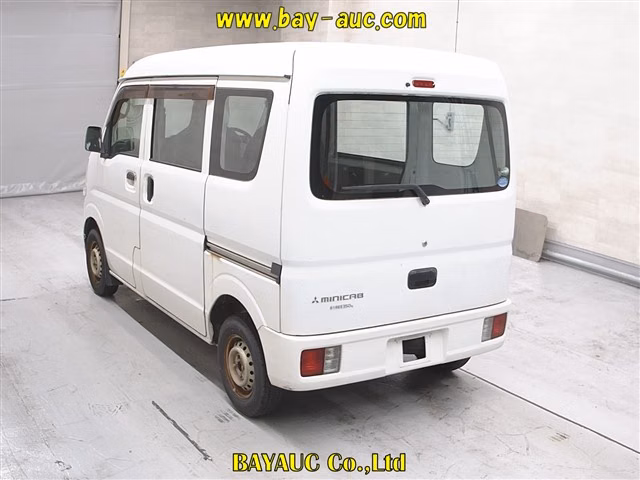 MITSUBISHI MINICAB