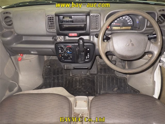 MITSUBISHI MINICAB