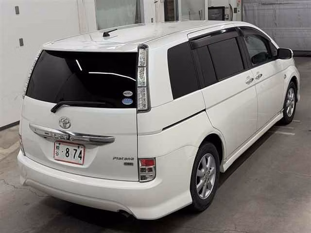 TOYOTA ISIS