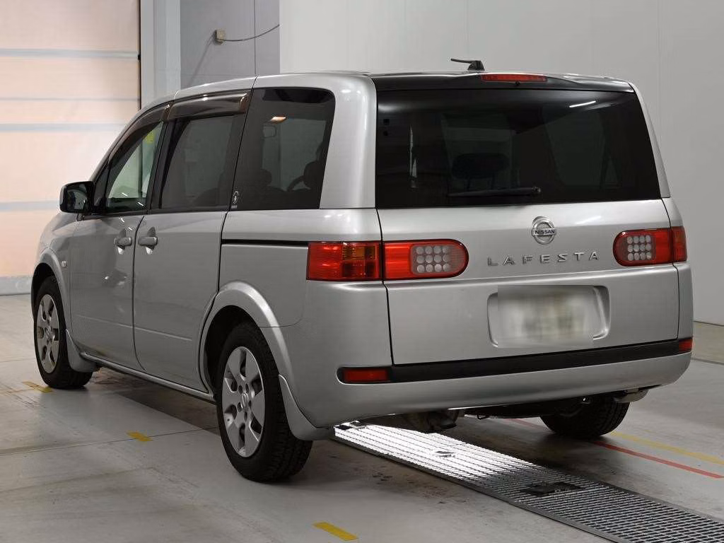 NISSAN LAFESTA
