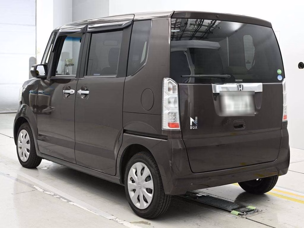HONDA N-BOX
