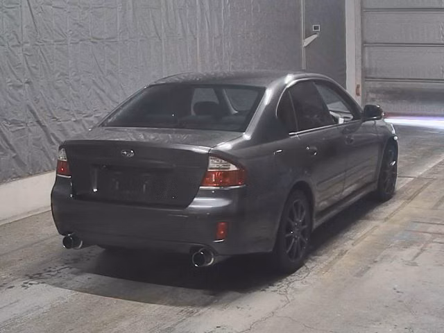 SUBARU LEGACY B4