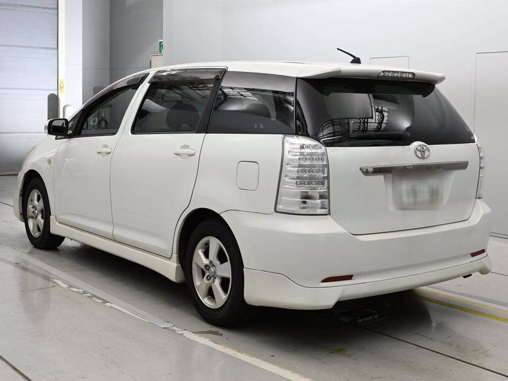 TOYOTA WISH