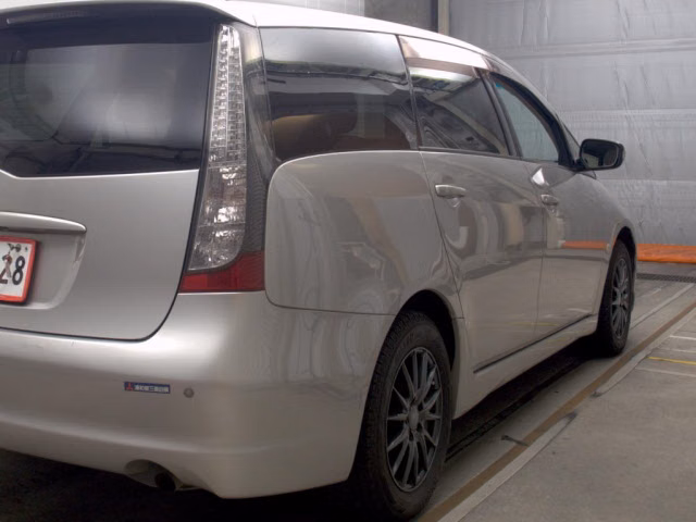 MITSUBISHI GRANDIS