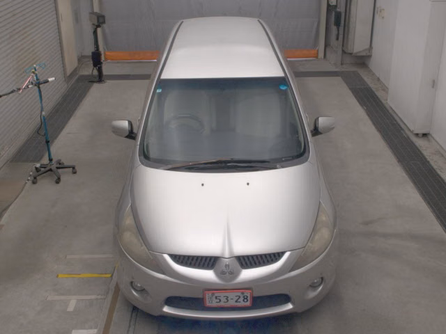 MITSUBISHI GRANDIS