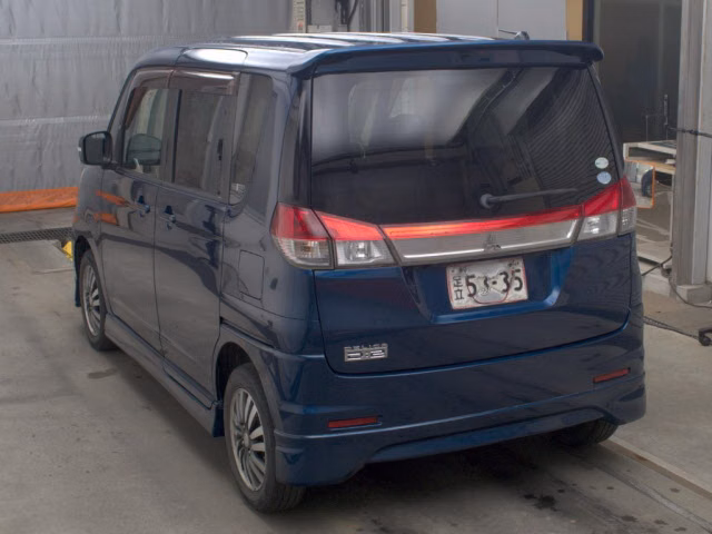 MITSUBISHI DELICA D:2
