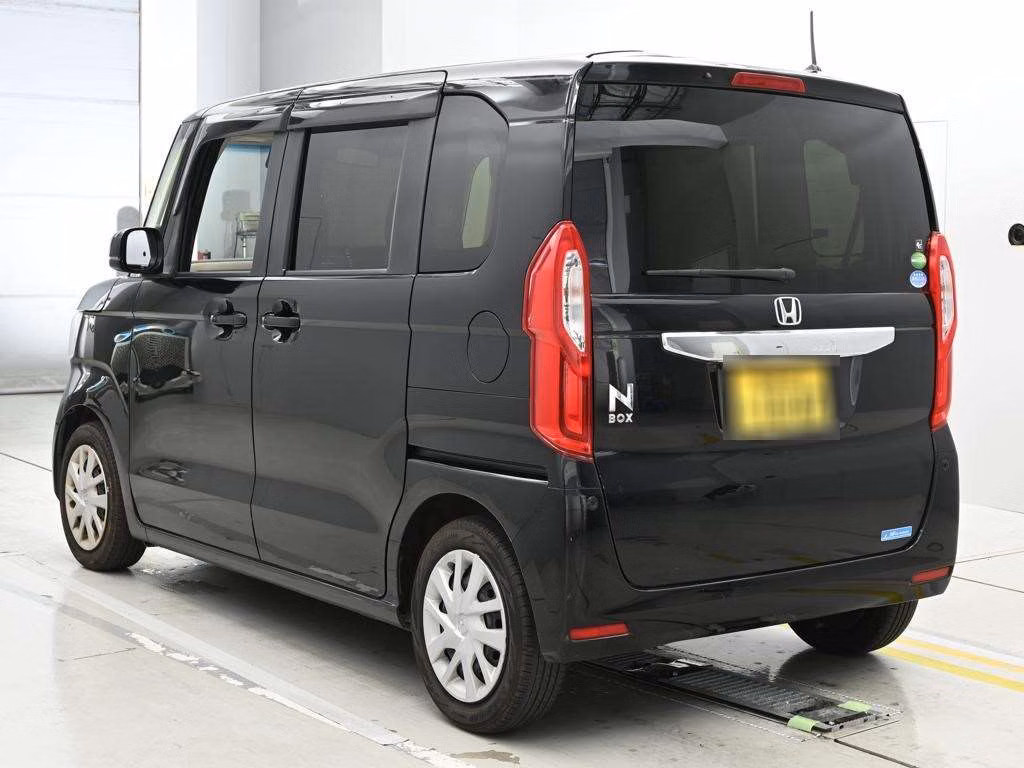 HONDA N-BOX