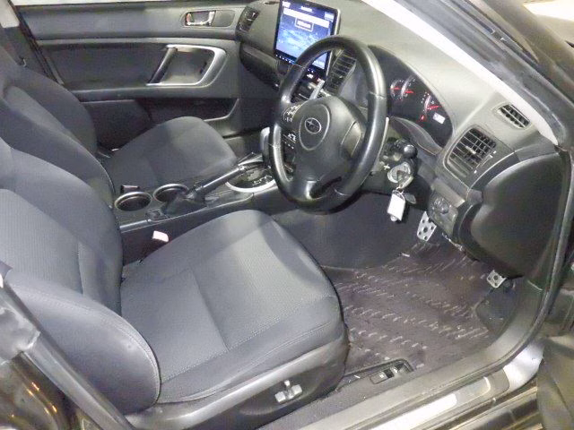 SUBARU LEGACY B4