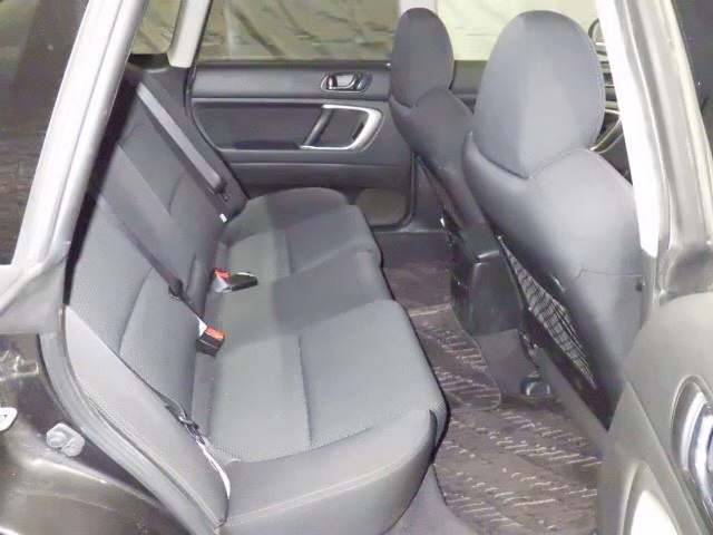 SUBARU LEGACY B4