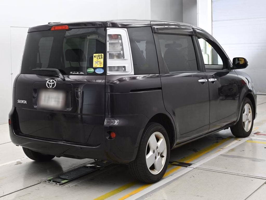 TOYOTA SIENTA