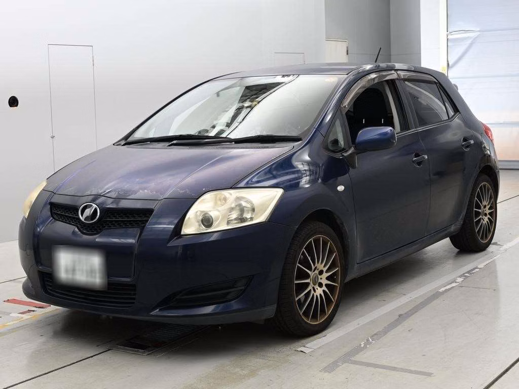 TOYOTA AURIS