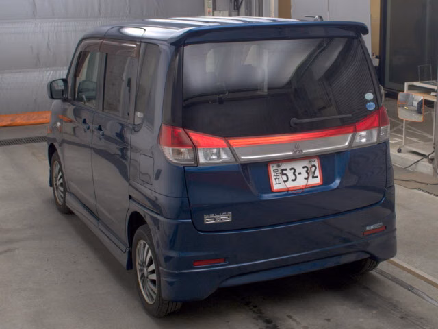 MITSUBISHI DELICA D:2