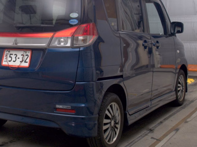 MITSUBISHI DELICA D:2