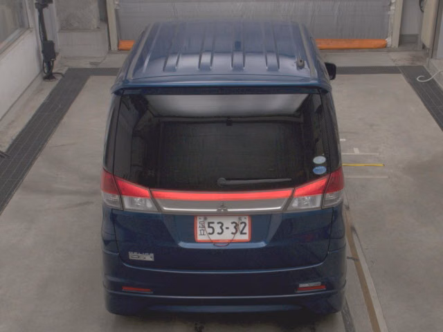 MITSUBISHI DELICA D:2