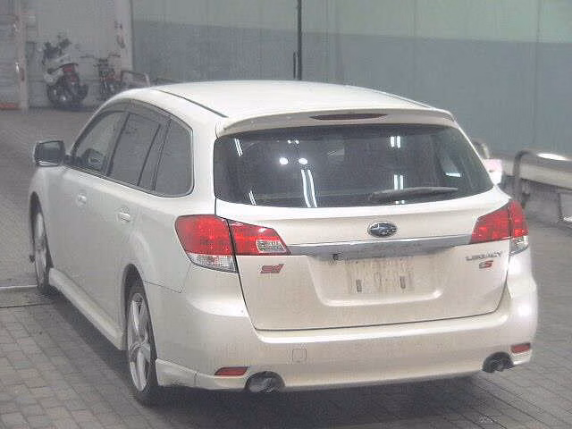 SUBARU LEGACY