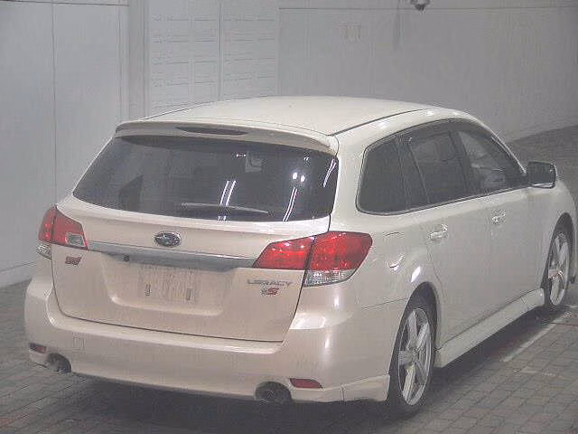 SUBARU LEGACY