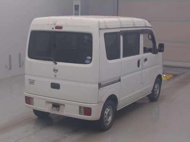 NISSAN NV100 CLIPPER