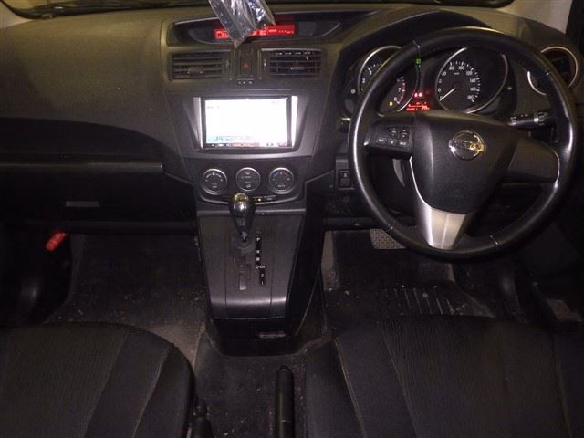 NISSAN LAFESTA