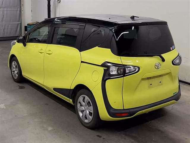 TOYOTA SIENTA