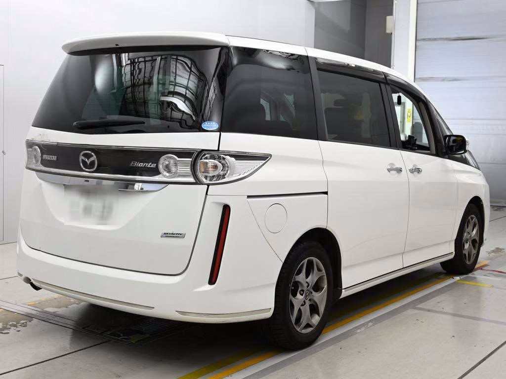 MAZDA BIANTE