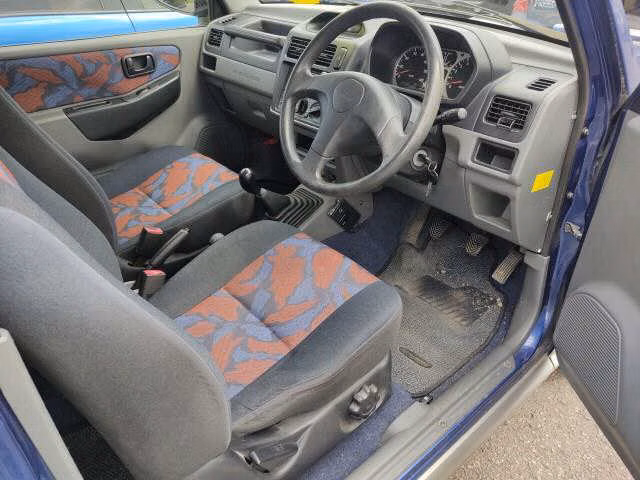 MITSUBISHI PAJERO MINI