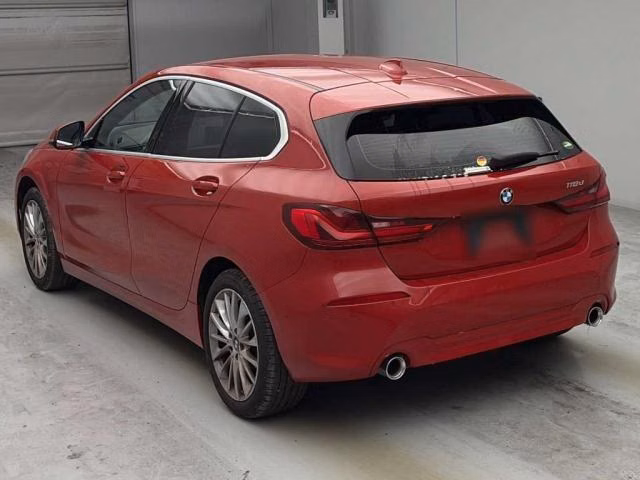 BMW 1-SERIES