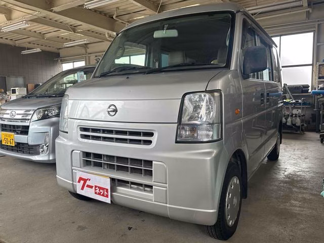 NISSAN NV100 CLIPPER