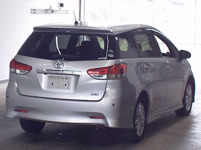 TOYOTA WISH