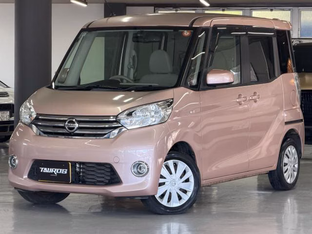 NISSAN DAYZ ROOX