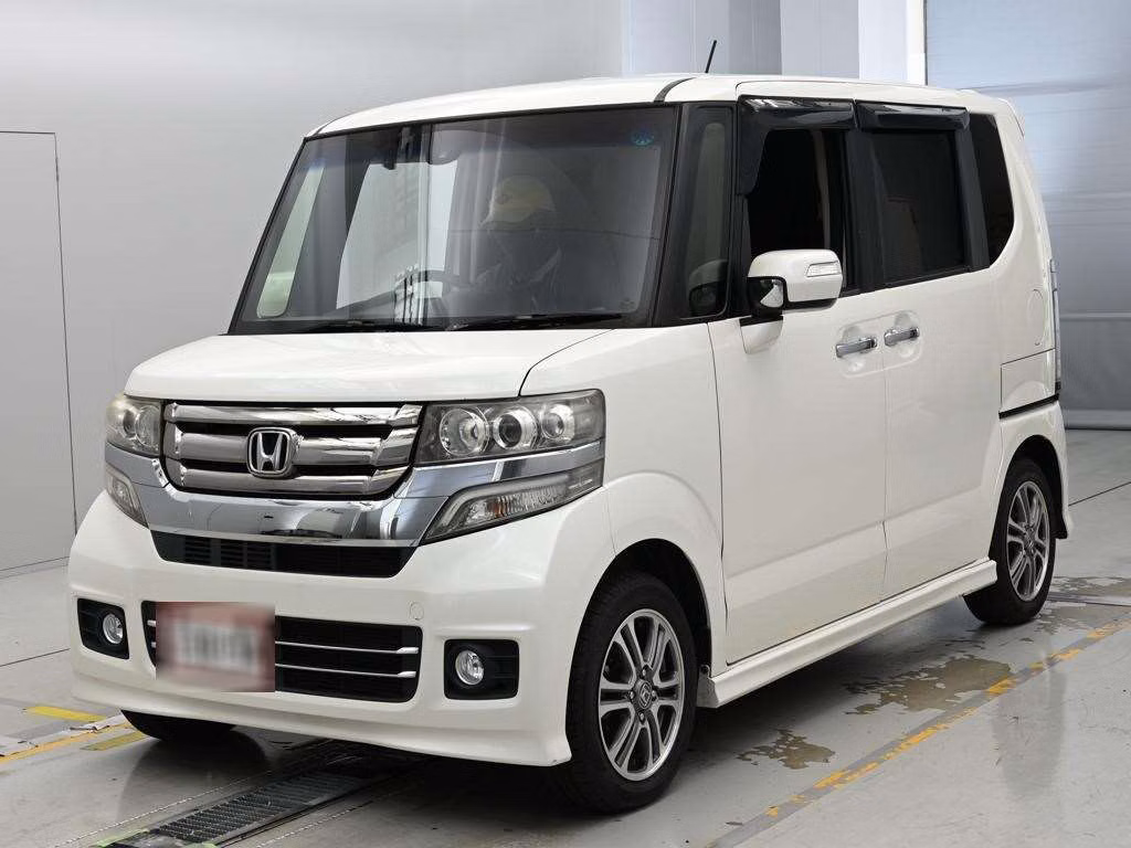 HONDA N-BOX