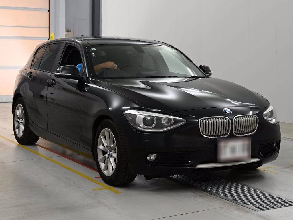 BMW 1-SERIES