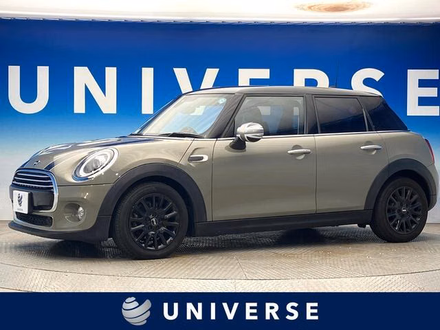 MINI HATCH