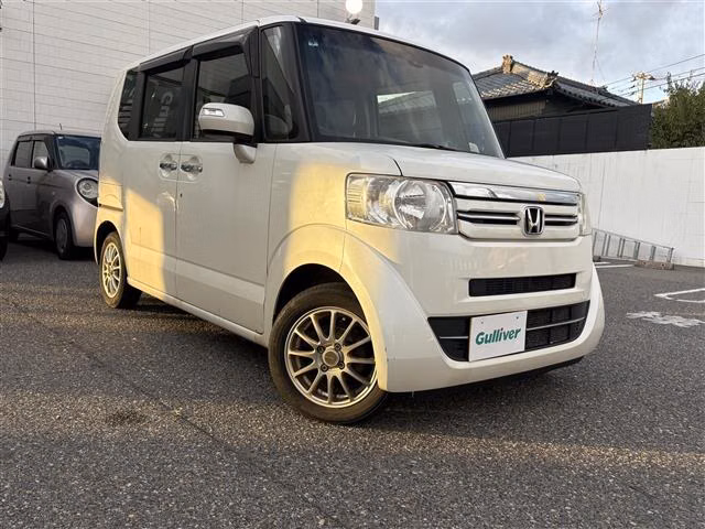 HONDA N-BOX
