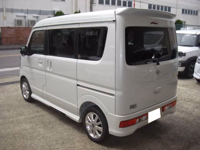 NISSAN NV100 CLIPPER