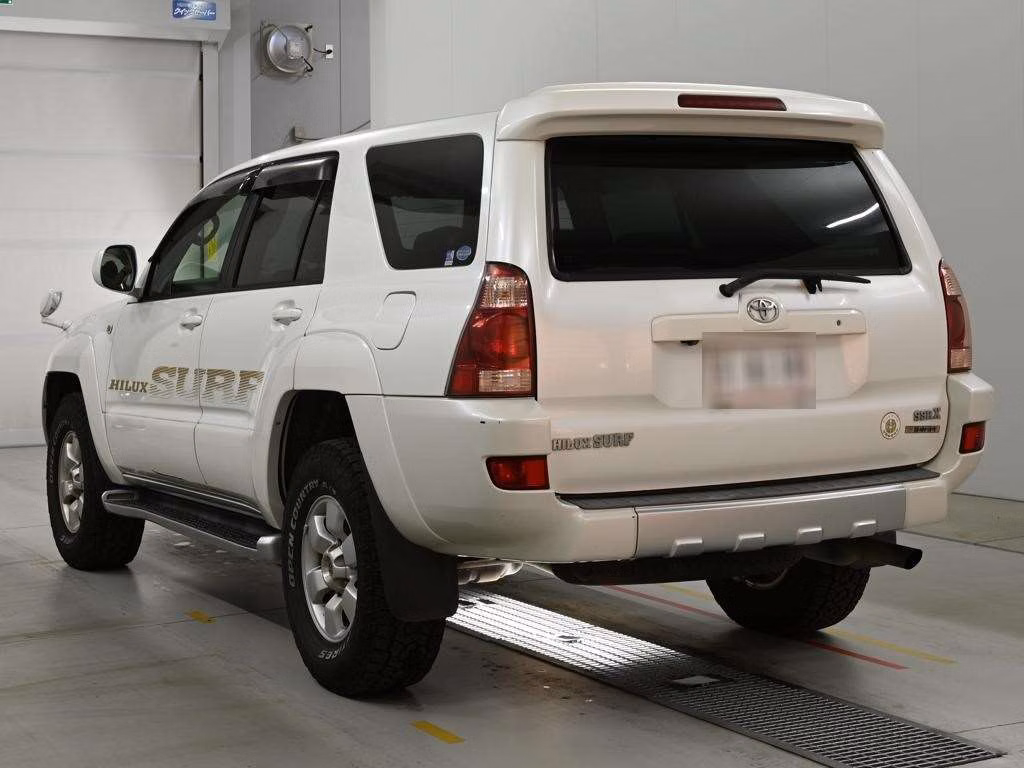 TOYOTA HILUX SURF