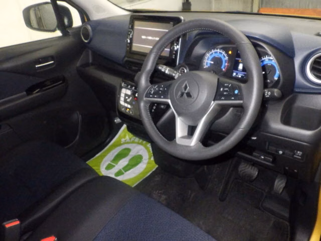 MITSUBISHI EK X