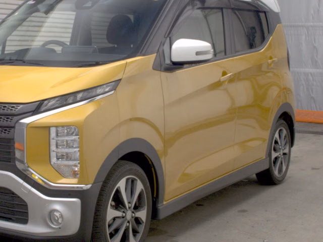 MITSUBISHI EK X