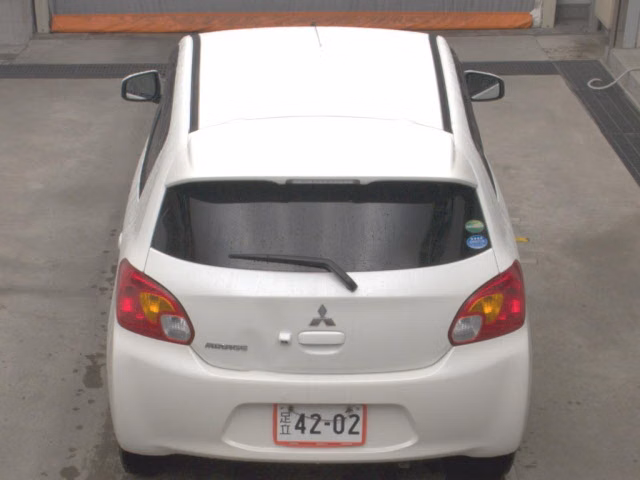 MITSUBISHI MIRAGE