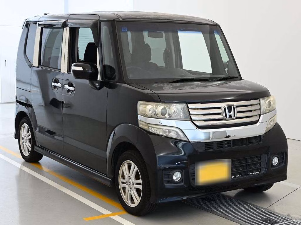 HONDA N-BOX