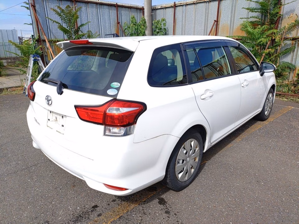 TOYOTA COROLLA FIELDER