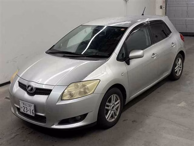 TOYOTA AURIS