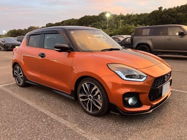 SUZUKI SWIFT