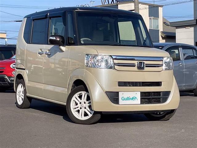 HONDA N-BOX+