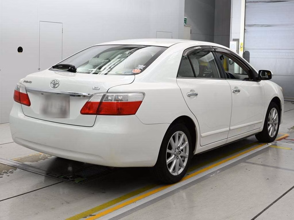 TOYOTA PREMIO